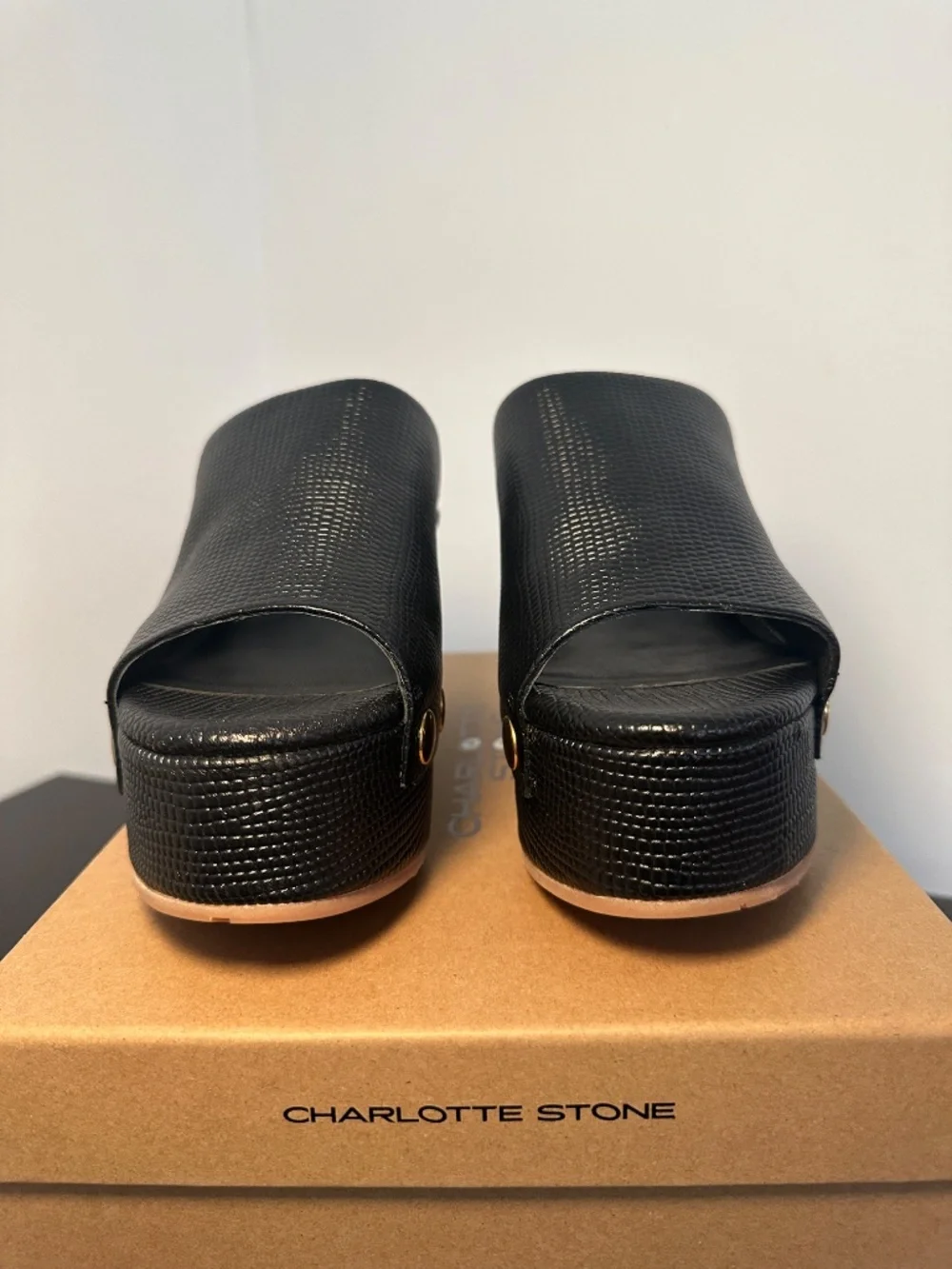 Charlotte Stone Ellery Platform - Size 8